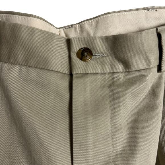 Brooks Brothers Elliot Fit Pleated Khaki Tan Advantage Chino Pants Size 34x32 - Picture 3 of 8